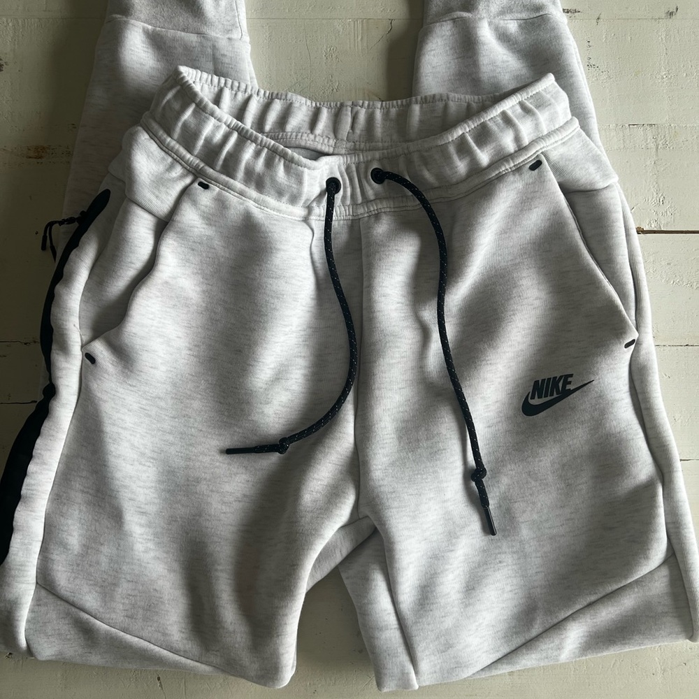 Nike Tech Fleece Windrunner Grey Pants Sz Small